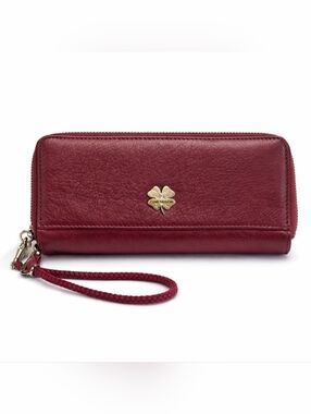 SATURDAY SPECIAL.  LUCKY BRAND LEATHER WALLET. EUC.